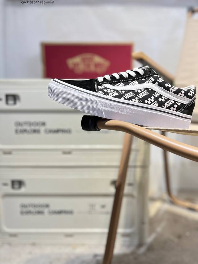 Vanssk8-Low, the official classic retro casual sports sneaker from Vans, featuri