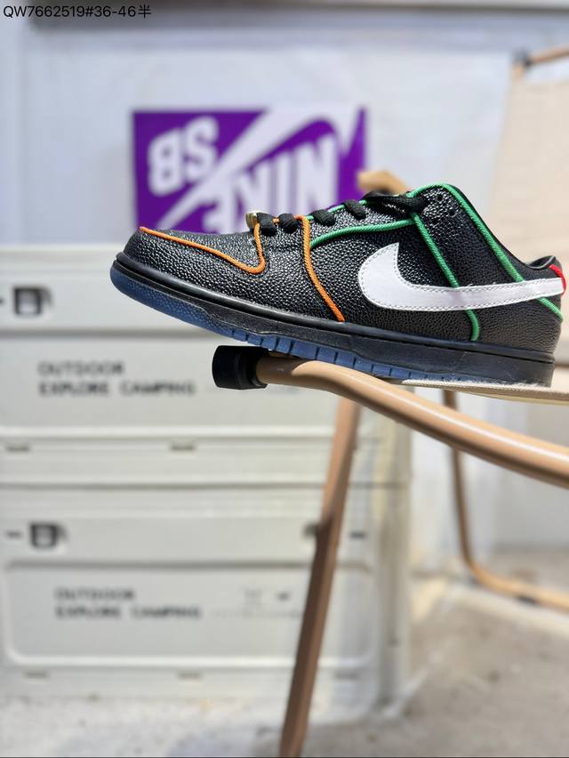 Nike Dunk Low Sneakers, SB series, classic and versatile casual sports sneakers.
