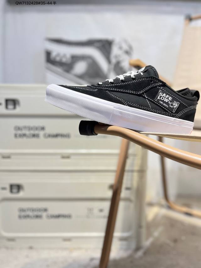 Vanssk8-Low, the official classic retro casual sports sneaker from Vans, featuri