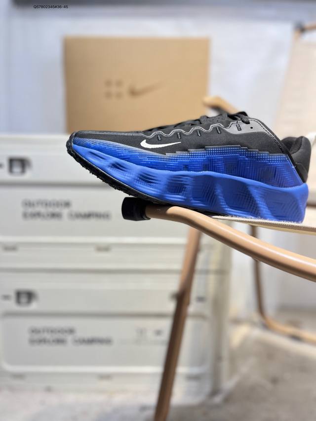 Hyein Seo X Ava Rover Collaboration Shoes (Ddd) This shoe features a streamlined