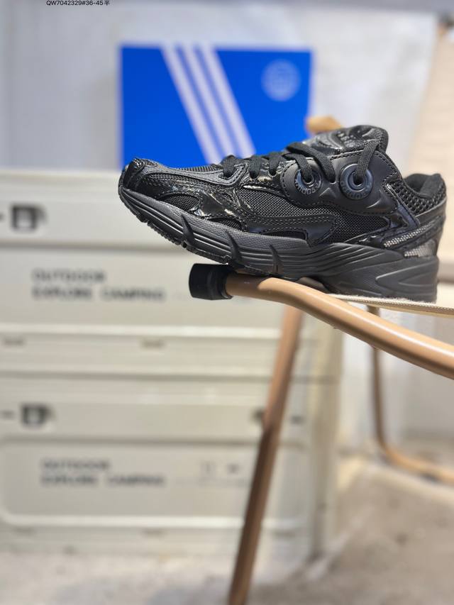 Adidas men's and women's shoes, authentic label, half-size system, original last