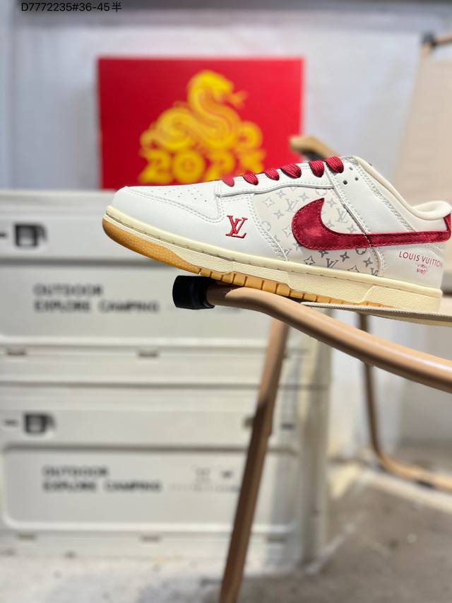 Genuine Original, Special Price, Top-Grain Version Nike SB Dunk Low. Highly Reco