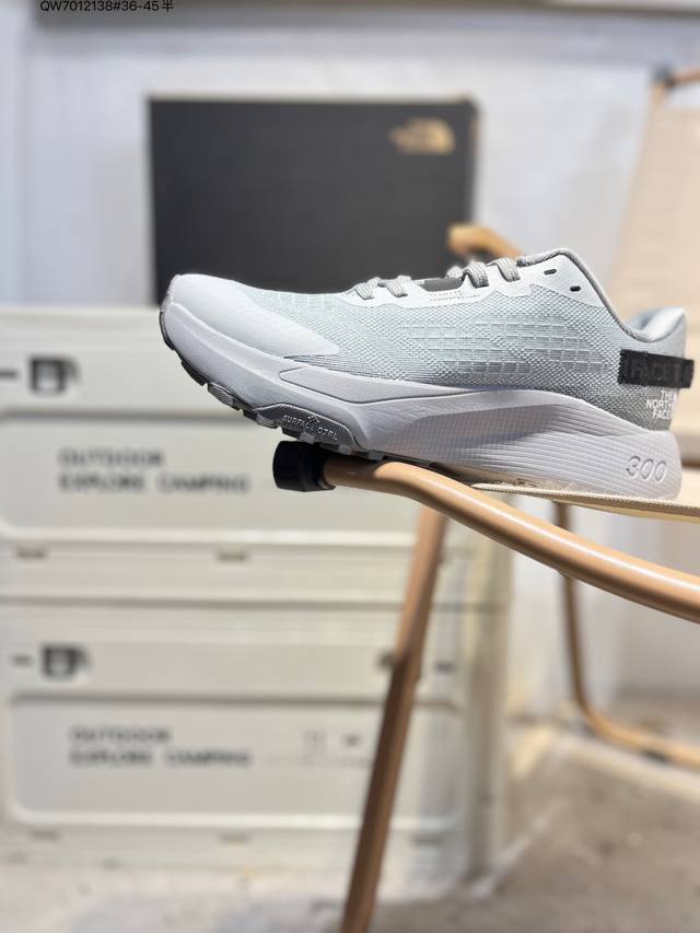 The North Face Altamesa Low-top Comfortable Shock-absorbing, Slip-resistant, Lig