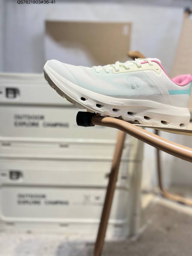 The OnRun Cloudvista is a tennis-inspired athletic and casual shoe that blends a