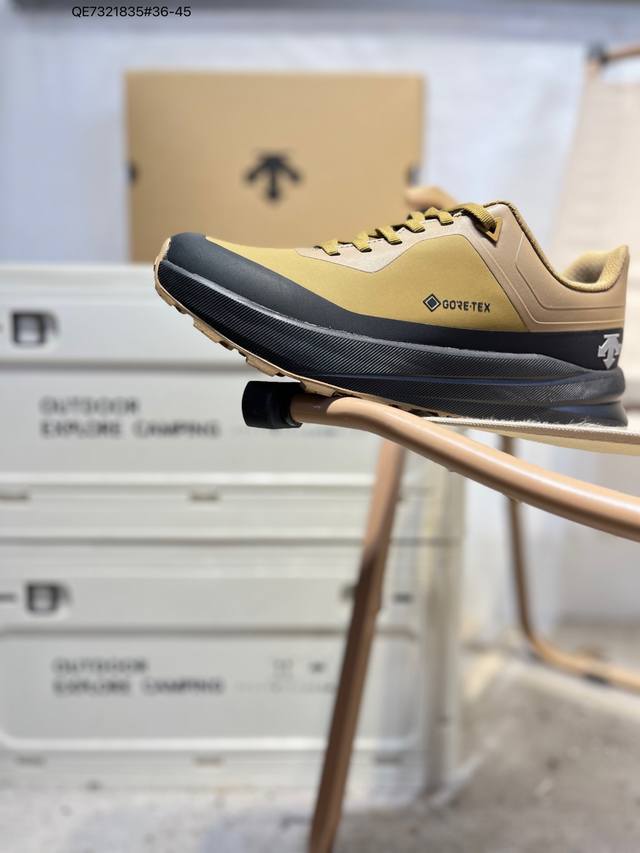 Descente men's trail running shoes with lightweight, cushioned, breathable upper