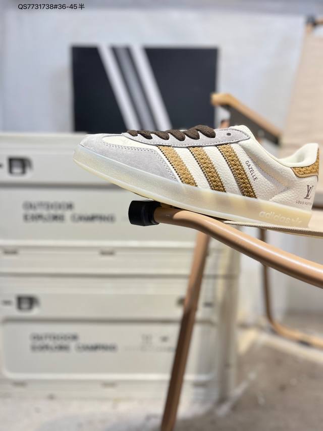 Embedded eco-friendly sea glass insole # External anti-slip and wear-resistant R