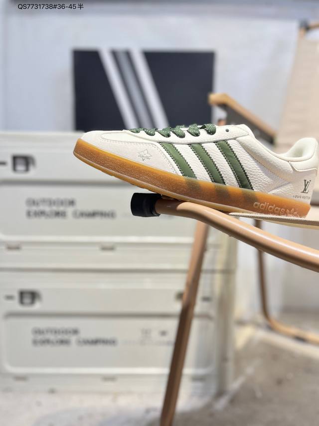 Embedded eco-friendly sea glass insole # External anti-slip and wear-resistant R