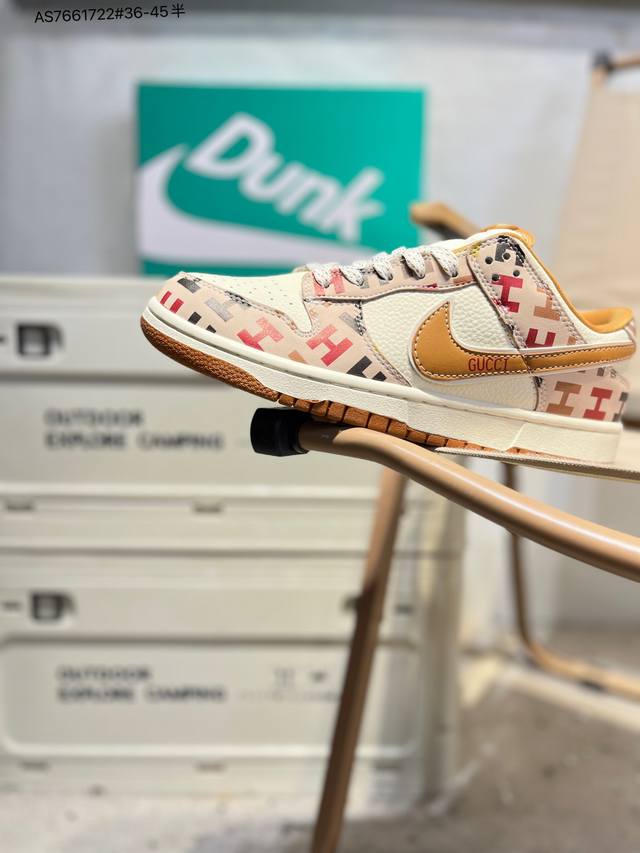 Nike SB Dunk Low, Highly Recommended New Colorway from Major Factory. Made with