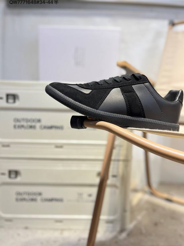 Maison Margiela Training Shoes Upper made of top-grain lambskin and suede, perfe