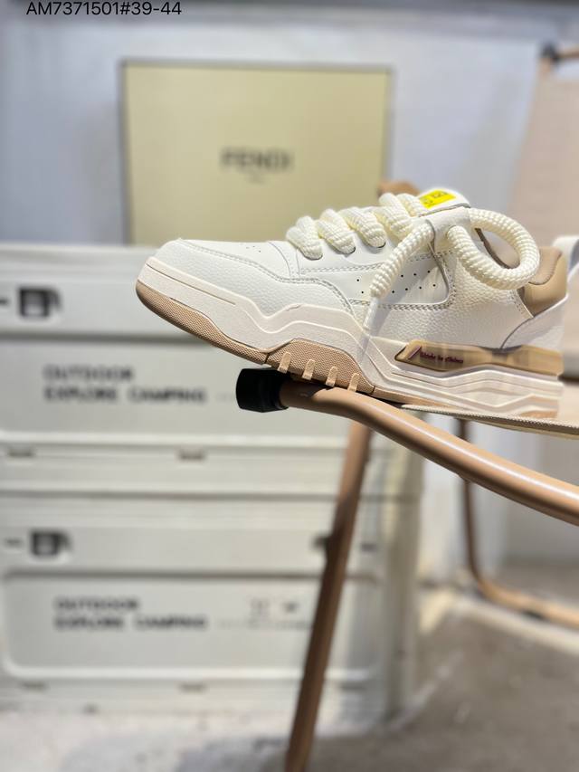 Fendi sneakers/casual shoes, exclusive official website, 1:1 mold opening channe
