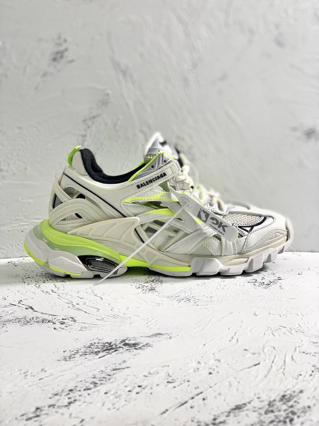 Channel Advantage! OK Version Balenciaga Track 2.0 Round Toe Lace-up Low-top Dad