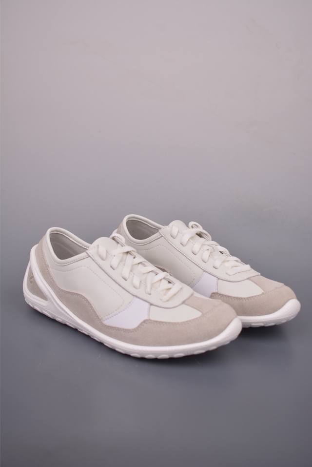 Ecco Casual Shoes Autumn 2025 New Fashion Women's German Training Shoes Classic