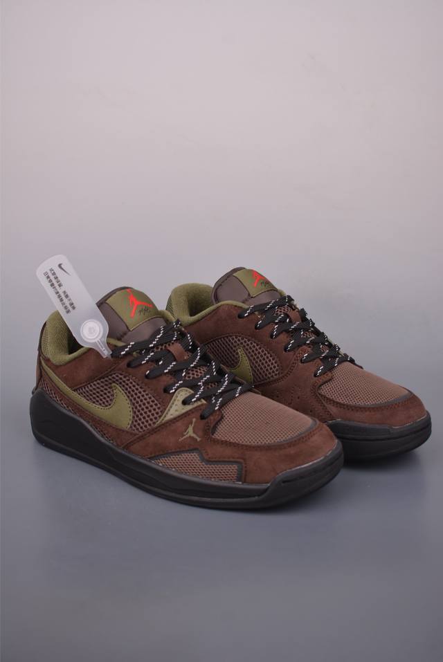 Nike Air Jordan Cmft Era Comfortable and Simple Low-Top Sneakers Real Shot First