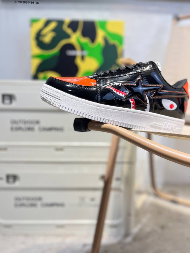 Bape Star To Low, the classic ape head low-top athletic casual sneakers worn by