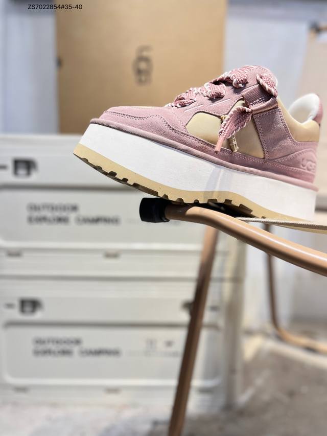 Ugg W Mini Bailey Button Bling, a platform casual and versatile shoe from the Am