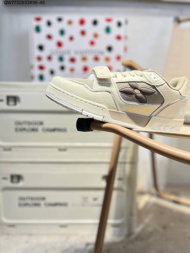 Louis Vuitton Lv sneakers New Lv Trainer latest colorway sneakers Lv brand baske