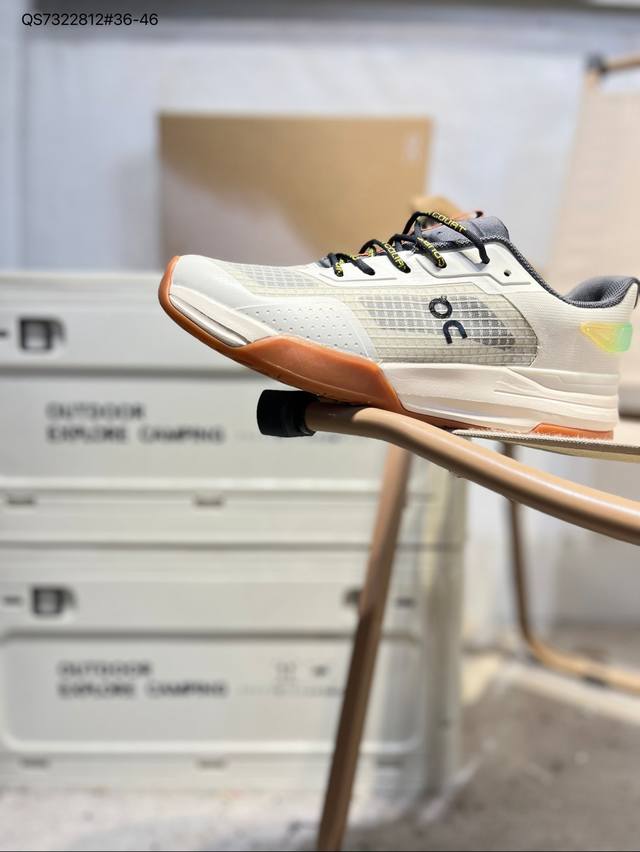 The On-Run Cloudvista is a tennis-inspired athletic and casual shoe that blends