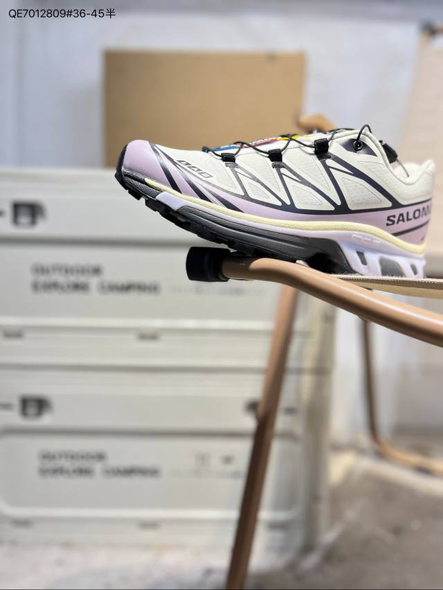 Salomon Xt-6 Gtx outdoor trail running shoes feature a Sensifit fit upper for a