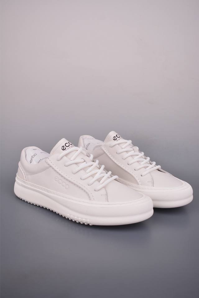 Ecco Men's Casual White Sneakers Simple, durable, and refreshing design, versati