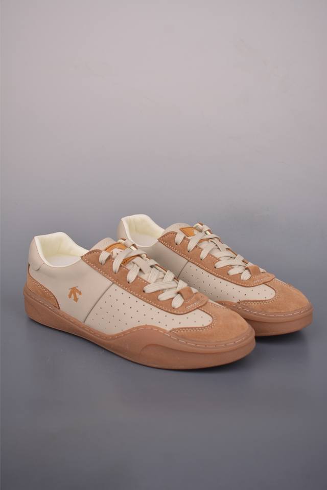 Descente Mx M Low Retro Patchwork Fashion Casual Sneakers Leather upper for a co