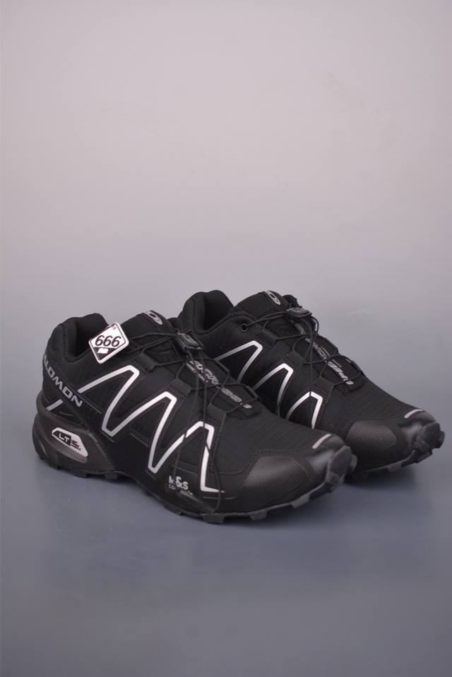 Salomon Speed Cross 3 Low-top All-Round Trail Running Shoe with Fabric and Leath