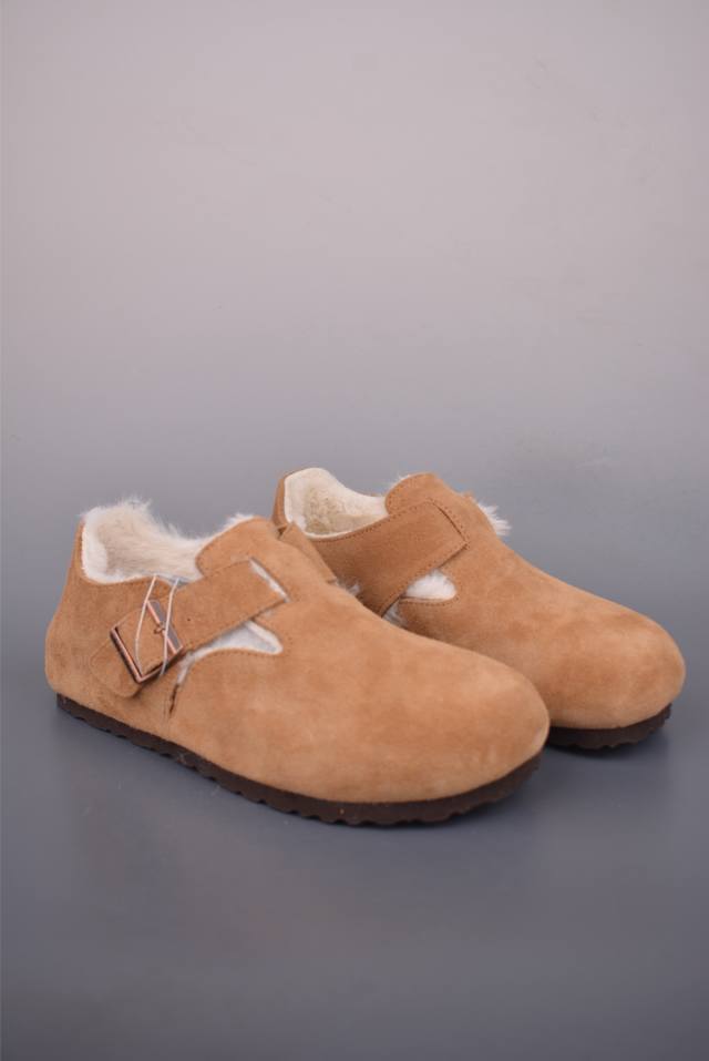 Birkenstock London Suede Leather Flat Sneakers. Features soft suede leather lini