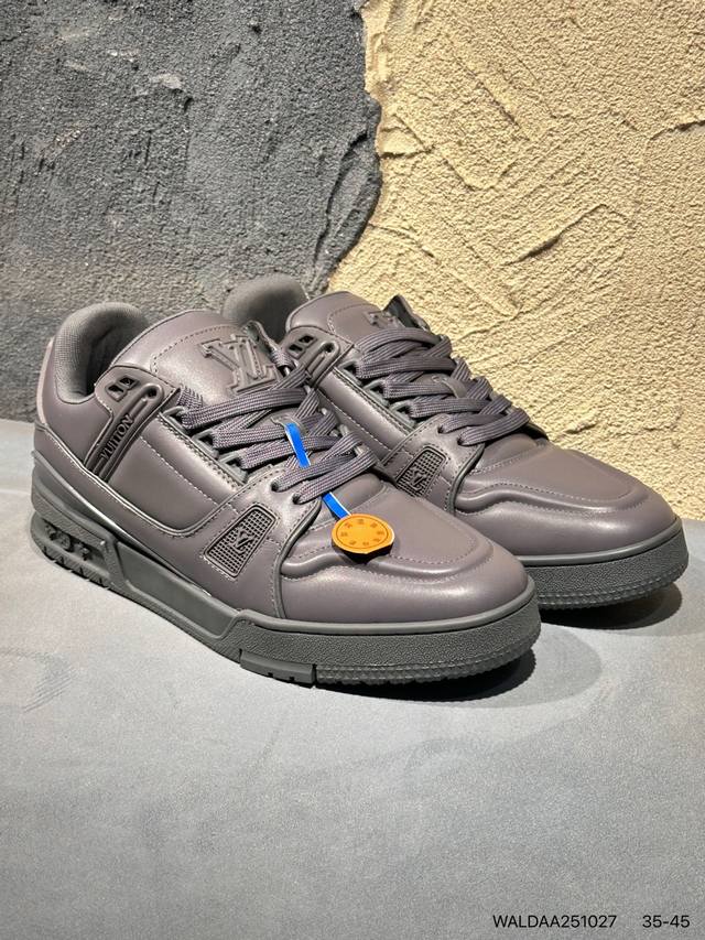 New Arrival Real Shots Brand New Louis Vuitton Trainer Sneaker Low Casual Sports