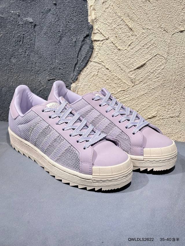 Adidas Samba Og Samba sneakers with 3D Samba gold foil logo, differentiating the