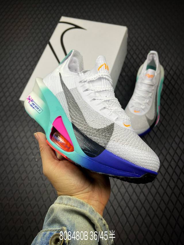 B Nike Zoom Vaporfly Next% 3