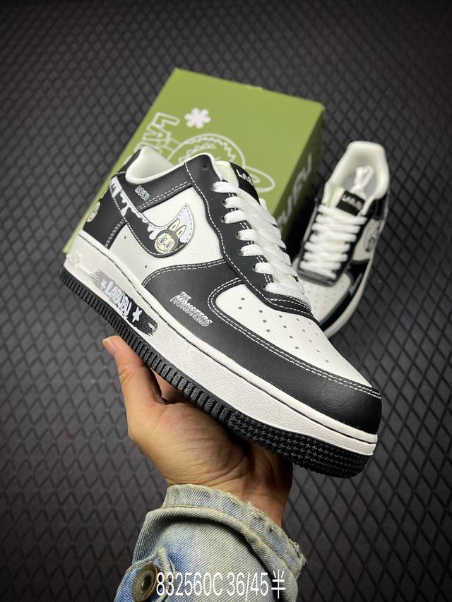 C Company Grade Nike Air Force 1'07 Original last and cardboard construction, au