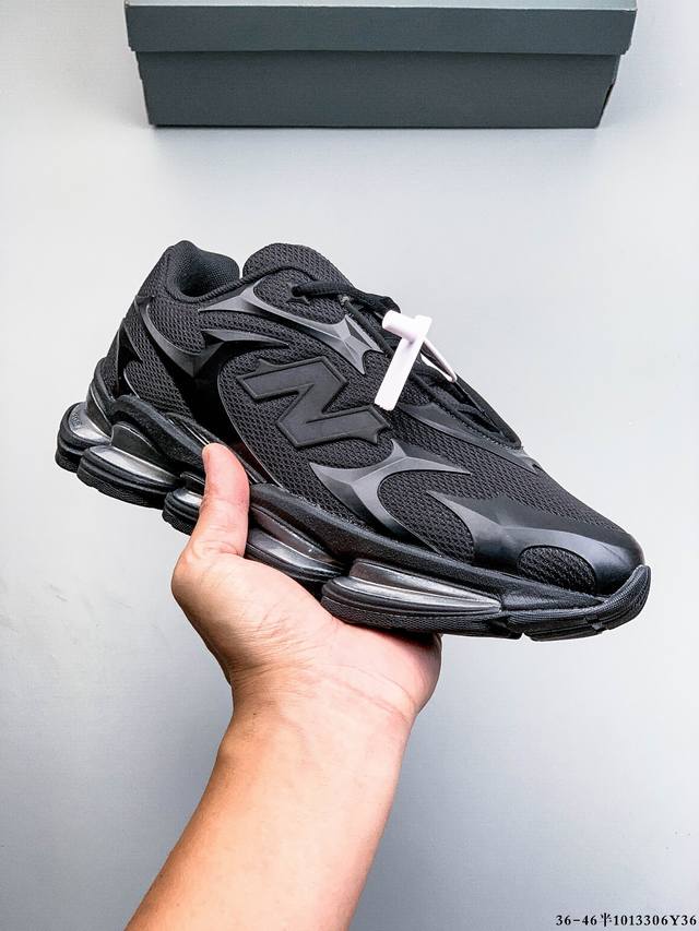 New Balance Nb U 0Ea Running Shoes. This retro classic model incorporates popula