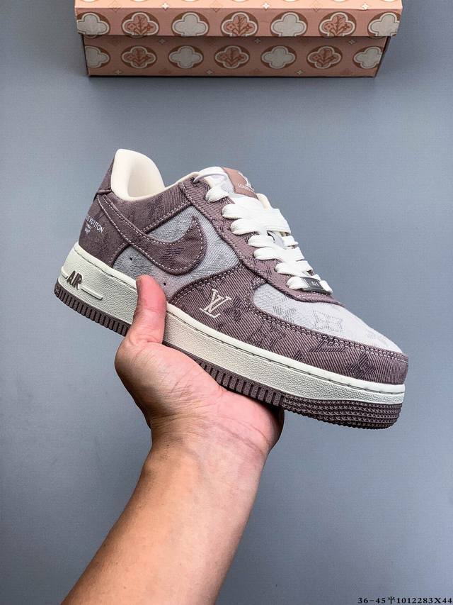 Pure original version, using the original last and data paper template. Features