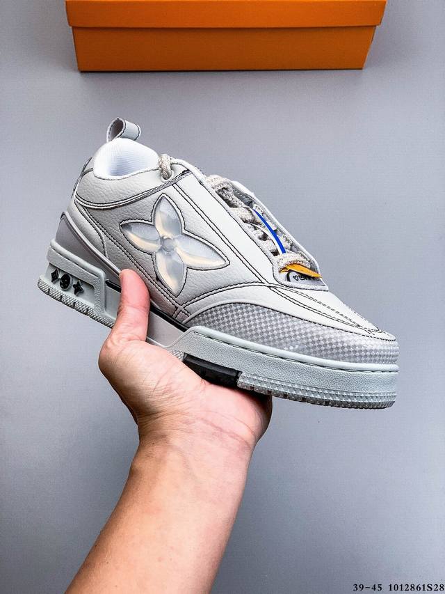 Louis Vuitton Lv sneakers (Ddd). A must-have style from the popular reality show