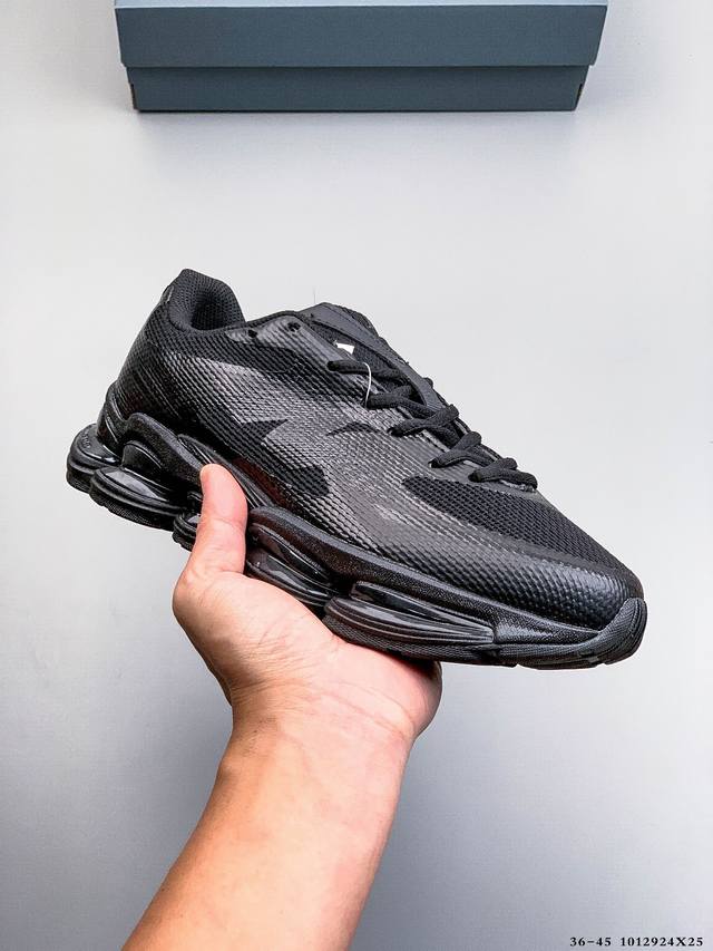 New Balance Nb U2000Ea Running Shoes. This retro classic model incorporates popu