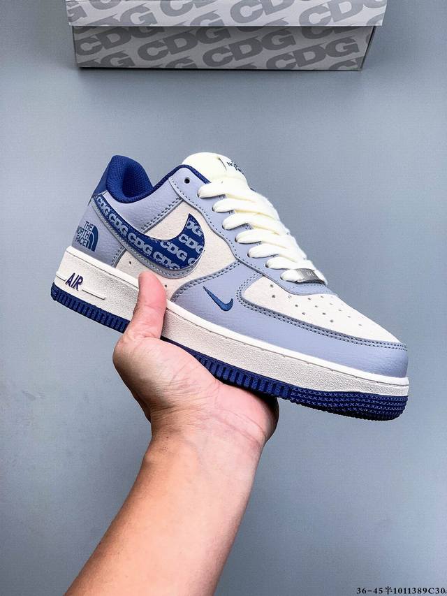 Original last data paper version, featuring a high-quality, durable leather uppe