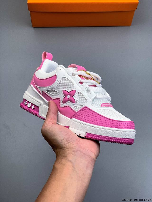 Louis Vuitton Lv sneakers (Ddd). A must-have style from the popular reality show