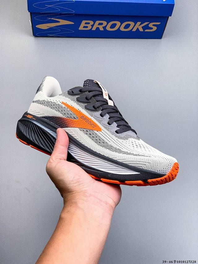 New product highlight: Brooks Ghost 17, a high-quality, factory-grade shoe featu