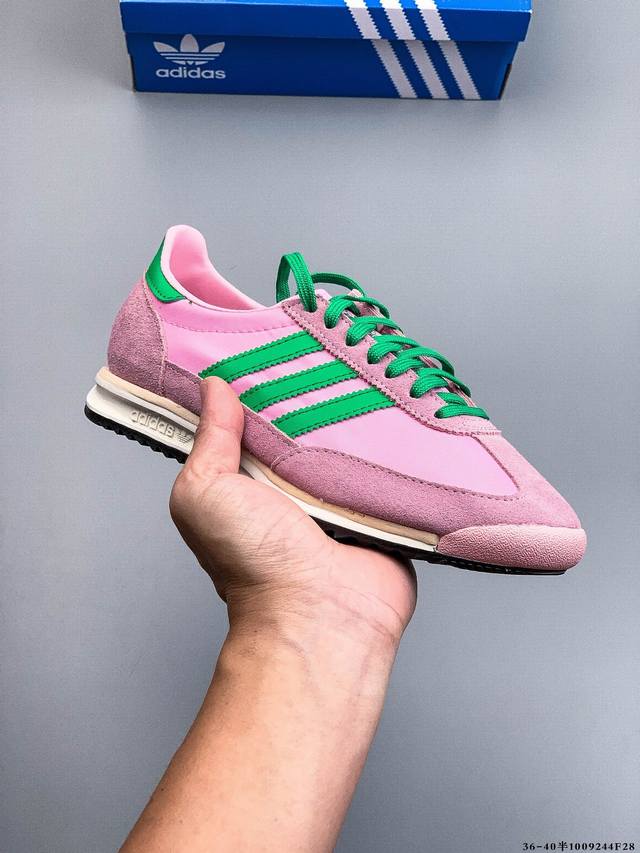 Company Grade! A completely redesigned version of the Adidas SL 72 Rs, this retr