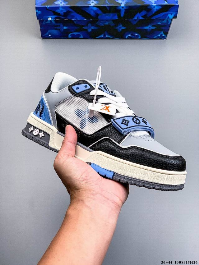 Louis Vuitton Lv sneakers (Ddd). A must-have style from the popular reality show