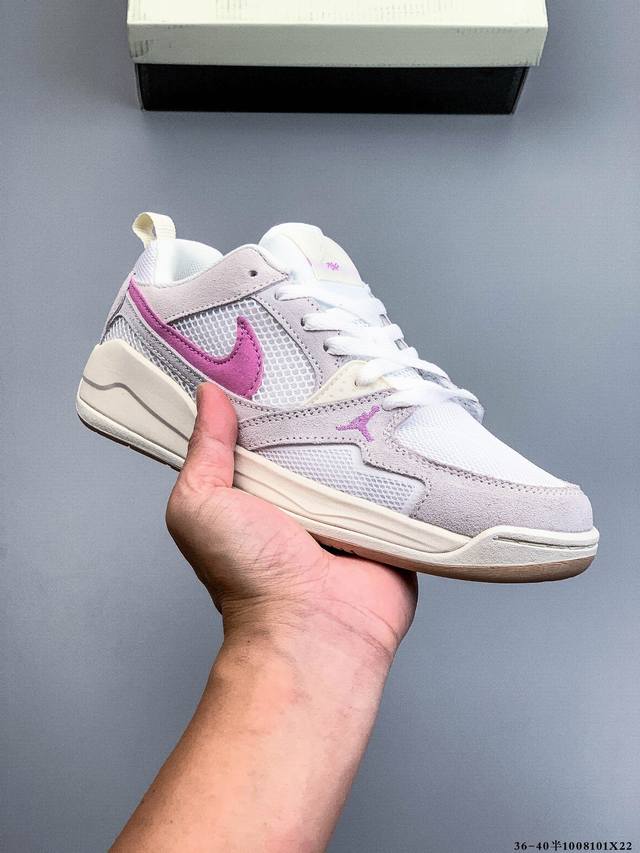 Nike Air Jordan Cmft Era New Breathable and Versatile Casual Shoes The Jordan Cm