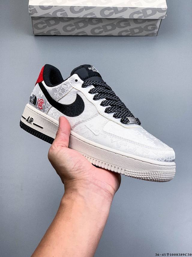 Original last data paper version, featuring a high-quality, durable leather uppe