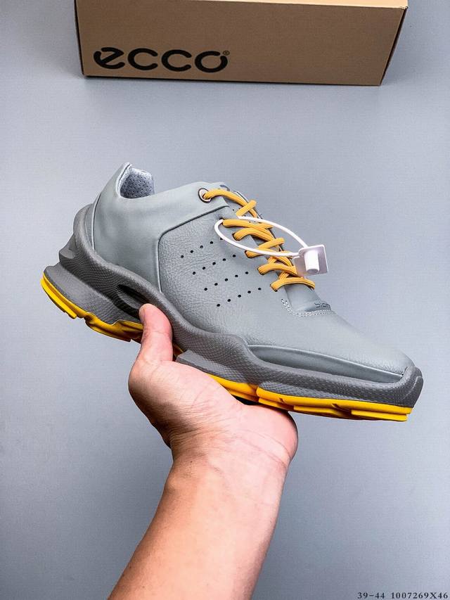 Company Grade! Ecco Men's Classic Lisbon Lace Street Fun Series Lace-up Casual S