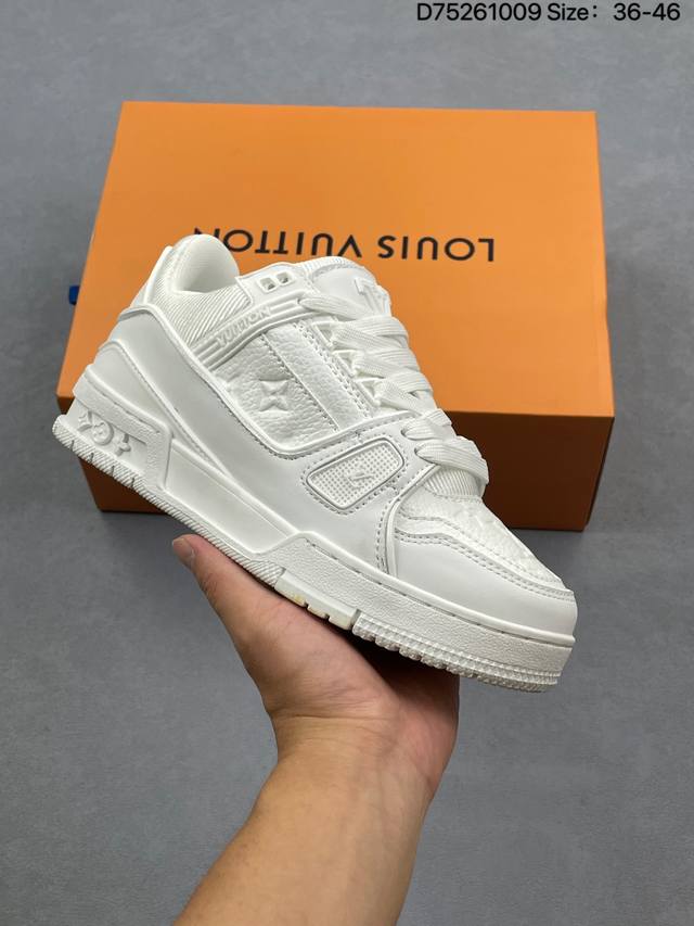 Louis Vuitton Lv Trainer sneakers, latest colorway, basketball style sneakers. D