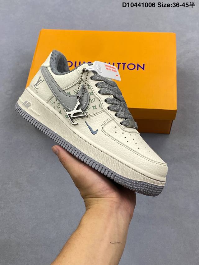 Custom Nike SB Dunk Low Supreme Anniversary High-End Custom Low-Top Casual Sneak