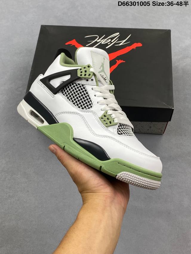 Authentic label features a lychee-textured cowhide leather upper. Meticulous pos