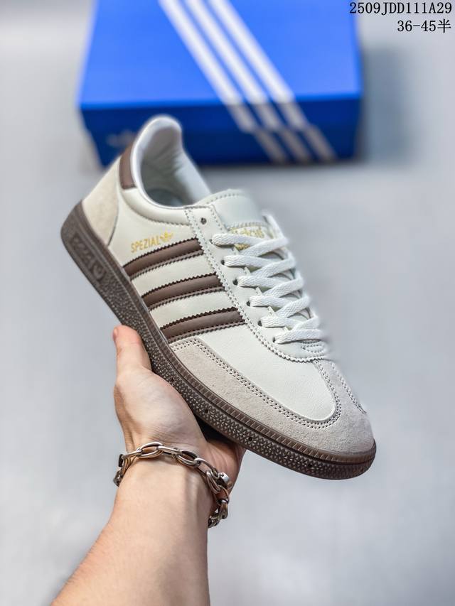 Adidas Handball Spezial, classic retro casual sneakers. Product Code: Jh5436. Si