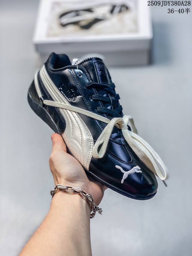 Authentic label with half sizes. Puma Speedcat Rose collaboration comfortable an