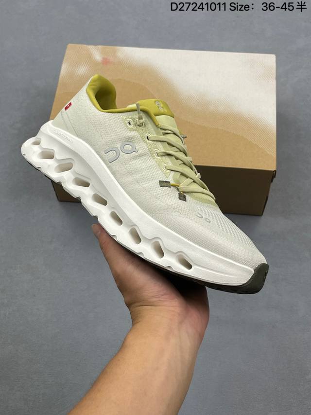 Company-grade Loewe X On Cloudtilt 2.0 lightweight athletic casual shoes. Very c