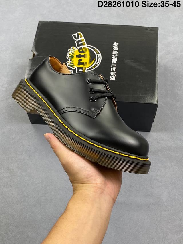 Dr. Martens Boots 1460 Classic 8-hole series black lychee leather Same batch ord