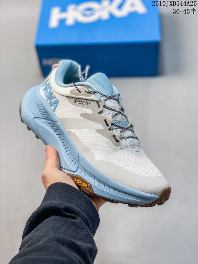 Authentic label with half sizes available. The North Face Altamesa 500 Sport Com